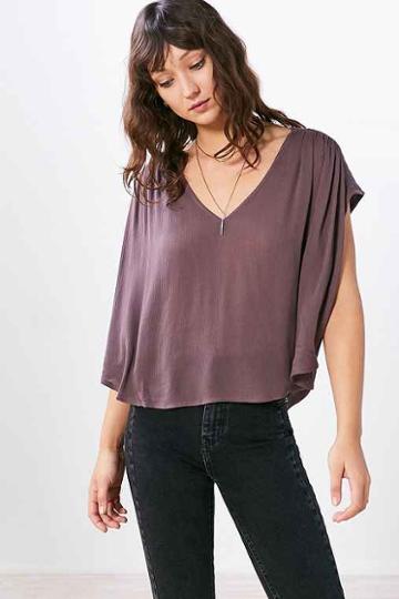 Urban Outfitters Silence + Noise Exton Cape-sleeve Popover Top,purple,s