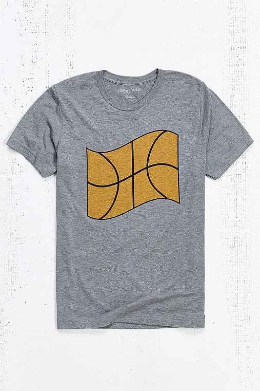 Urban Outfitters Valley Cruise Basketball Flag Tee,grey,s