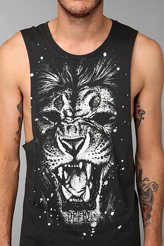 Deter Lion Muscle Tee