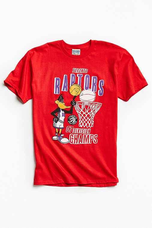 Urban Outfitters Junk Food Looney Tunes Toronto Raptors Tee,red,l