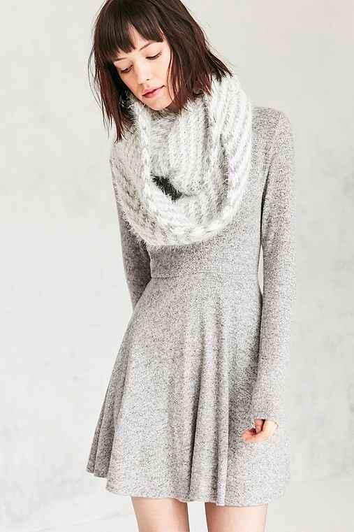 Urban Outfitters Plush Eyelash Eternity Scarf,ivory,one Size