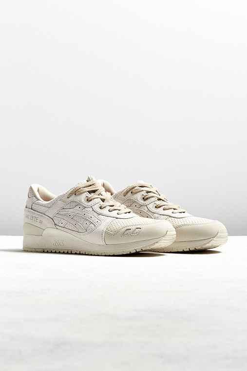 Urban Outfitters Asics Gel Lyte Iii Sneaker,ivory,11