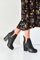 Urban Outfitters Jeffrey Campbell Oshea Ankle Boot