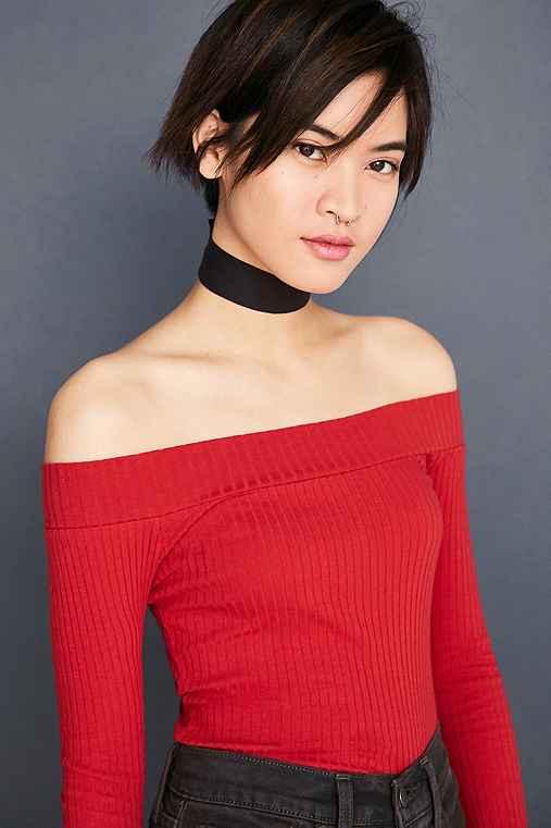 Urban Outfitters Silence + Noise Rib Knit Off-the-shoulder Top,red,l