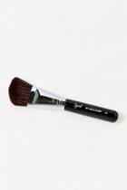 Urban Outfitters Sigma Beauty F23 Soft Angle Contour Brush