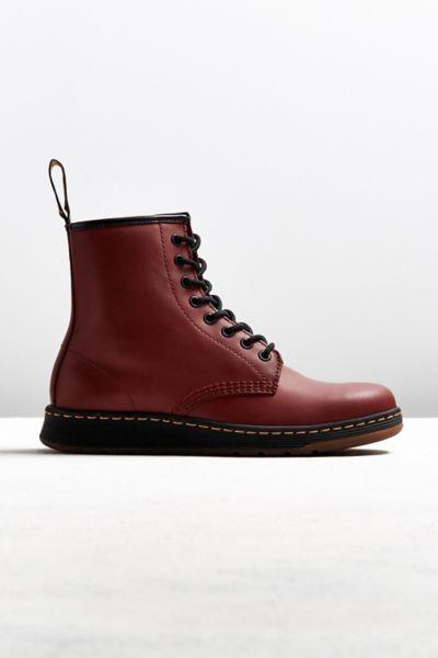 Dr. Martens Newton 8-eye Boot