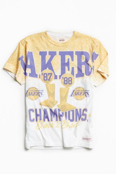 Mitchell & Ness Mitchell & Ness Los Angeles Lakers Cut To The Basket Tee