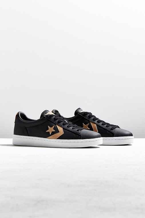 Urban Outfitters Converse Pro Leather '76 Ox Sneaker,black,10.5