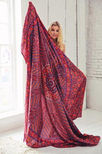 Urban Outfitters Magical Thinking Floral Ring Tapestry