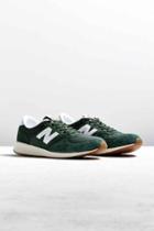 Urban Outfitters New Balance 420 Sneaker,olive,9