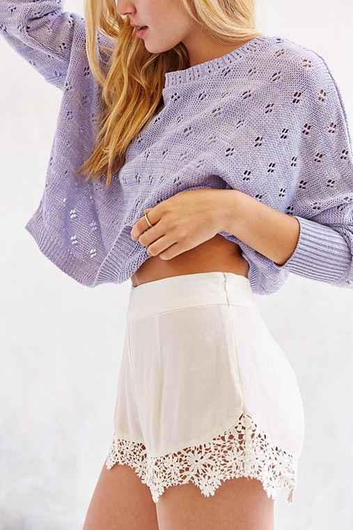 Pins And Needles Lace-trim Pin-up Short