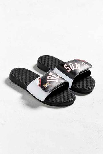Urban Outfitters Islide Allen Iverson Philadelphia 76ers Retro Sandal,black,11