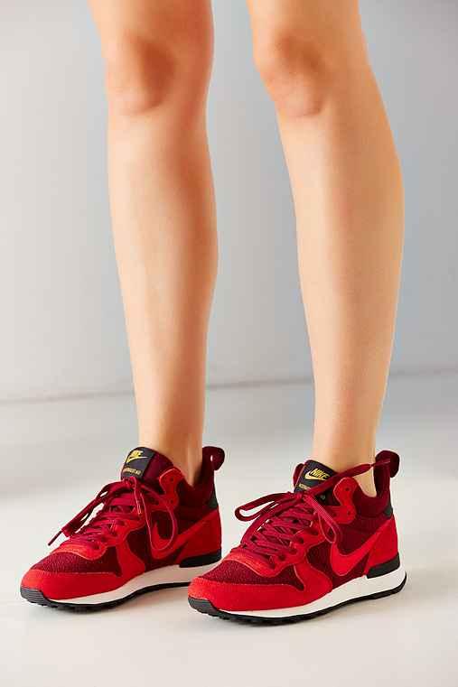 Urban Outfitters Nike Internationalist Mid Sneaker,red,6.5