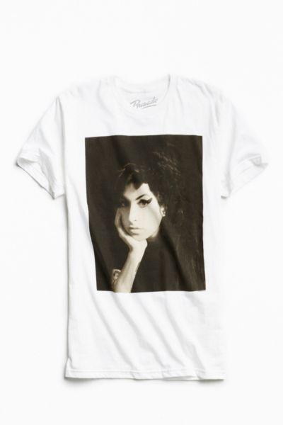 Urban Outfitters Amy Winehouse Photo Tee