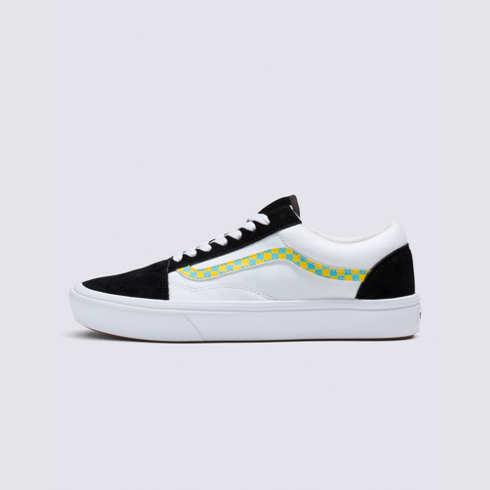 Vans Showcase Comfycush Old Skool Shoe (black/check)