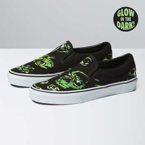 Vans Eyes In The Dark Classic Slip-on Shoe (black/multi)