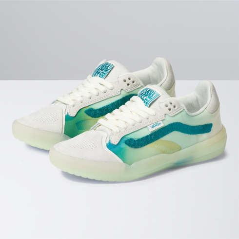Vans Evdnt Ultimatewaffle (gradient White Multi)