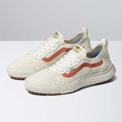 Vans X Juju Surf Club Ultrarange Vr3 (marshmallow)