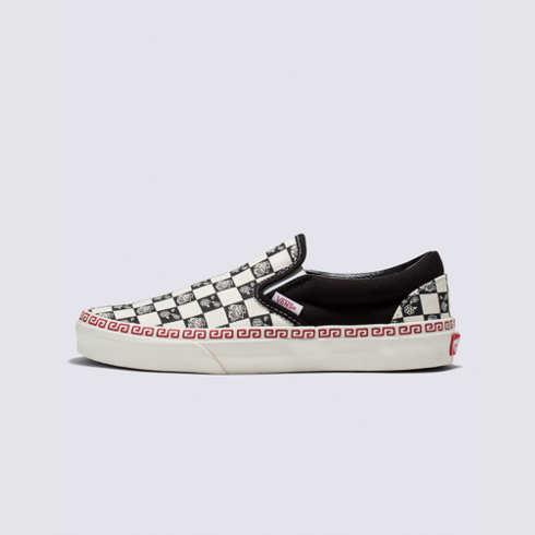 Vans Year Of The Rabbit Classic Slip-on Shoe (black)