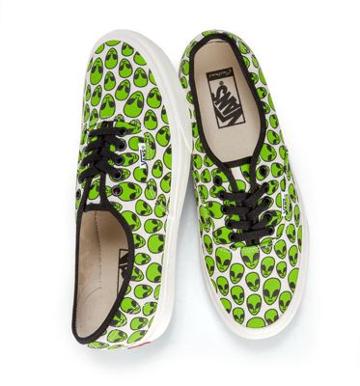 Vans Customs Aliens Authentic (custom)