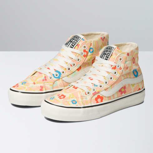 Vans Groovy Floral Sk8-hi 38 Decon Vr3 Sf Shoe (multi)