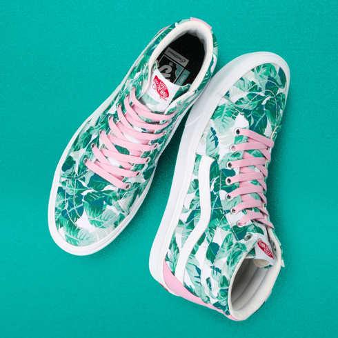 Vans Customs Leaf Me Alone Comfycush Sk8-hi (customs)