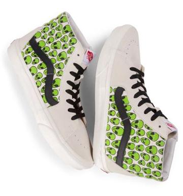 Vans Customs Aliens Sk8-hi (custom)
