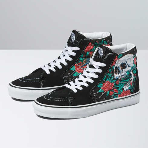 Vans Rose Skulls Sk8-hi Shoe (black/true White)