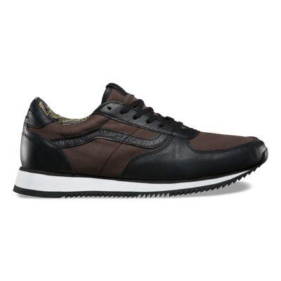 Vans Suiting Runner (black/white)