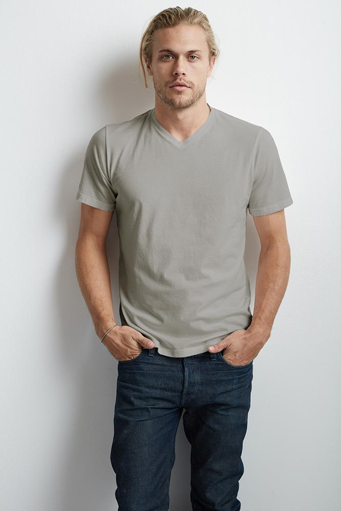 Velvet Men Samsen Whisper Classic V-neck Tee-foil-whisper