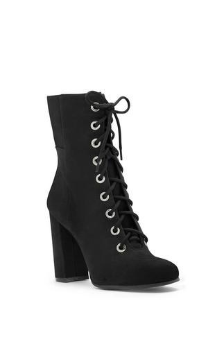 Vince Camuto Teisha - Lace-up Block-heel Bootie