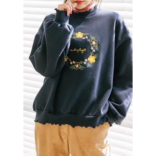 Lettuce-edge Flower Embroidered Sweatshirt