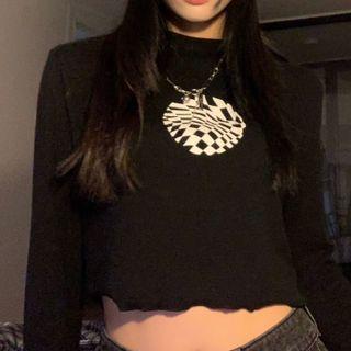 Long-sleeve Print Crop Top Black - One Size