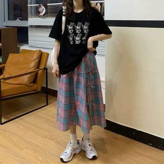 Short-sleeve Cartoon Print T-shirt / Plaid A-line Midi Skirt