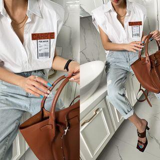 Sleeveless Letter-patch Shirt White - One Size