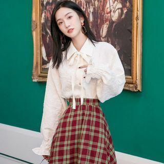 Ribbon Lantern-sleeve Blouse