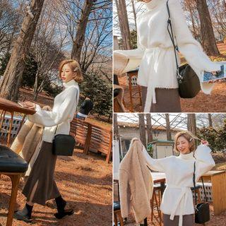 Turtle-neck Loose-fit Furry-knit Top