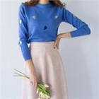 Crew-neck Heart-embroidered Knit Top
