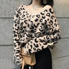 V-neck Leopard Pattern Sweater
