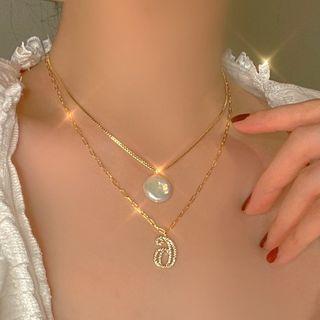Faux Pearl Disc Pendant Necklace As Shown In Figure - One Size