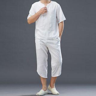 Set: V-neck Short-sleeve T-shirt + Capri Pants