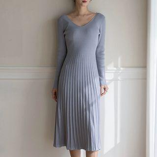 V-neck Flared Long Knit Dress