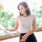 Round-neck Cap-sleeve Top