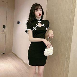 Short-sleeve Frog Buttoned Mini Dress