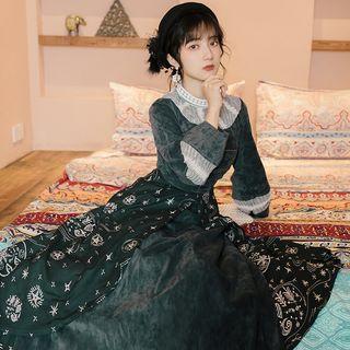 Lantern-sleeve Maxi Embroidered A-line Dress