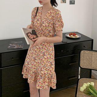 Floral V-neck Short-sleeve Cropped Blouse / Mini A-line Dress