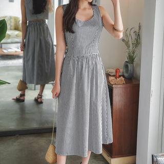 Sleeveless Slit-back Gingham Dress