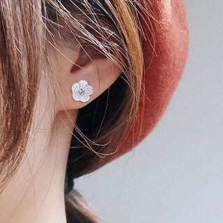 925 Sterling Silver Scallop Flower Earring 1 Pair - 925 Silver - Flower - One Size