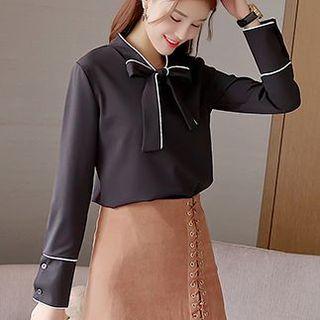 Tie-neck Contrast-piping Blouse