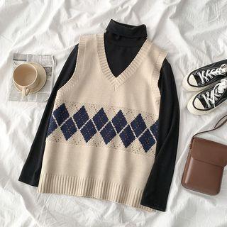 Turtleneck Long-sleeve Top / Argyle Knit Vest